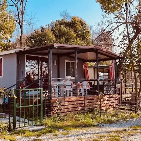 Patty House - Exclusive Ferienpark Castelnuovo Magra